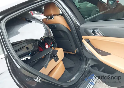 2022 BMW X6 xDrive40I z USA, uszkodzony, nr VIN 5UXCY6C08N9J42392